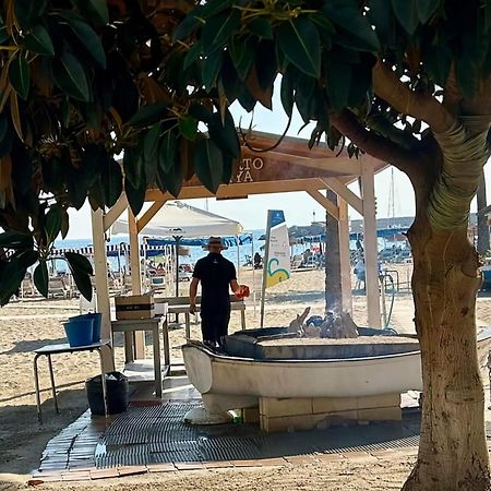 Luxury Beachfront Apartment With Pool, Sauna, Fitness And Gym In Province Malaga, Andalusia Mijas Exterior photo